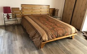 Chambre 2 Cote Sud Chez Particulier 1 Lit 2 Personnes